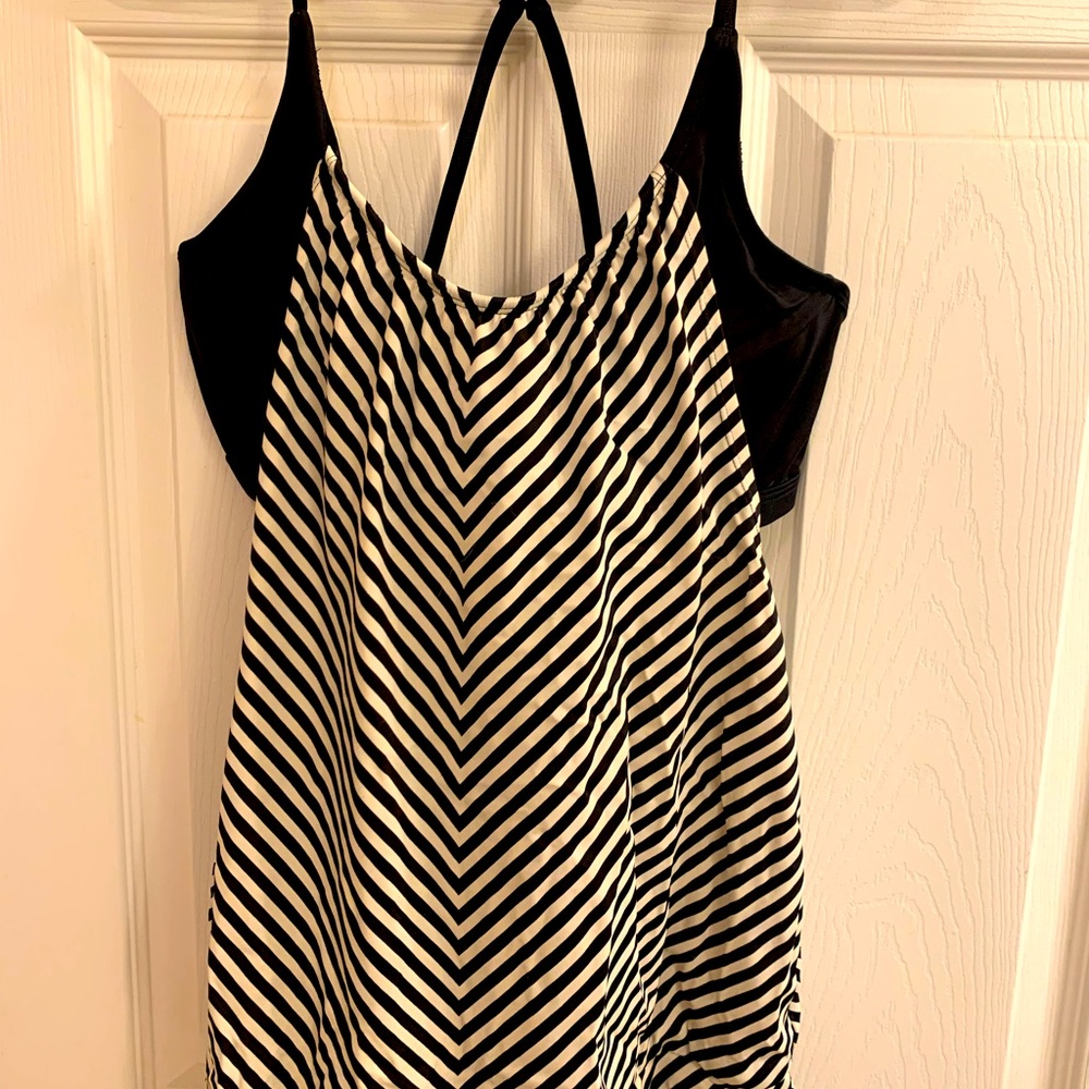 Black/White Athleta Tankini